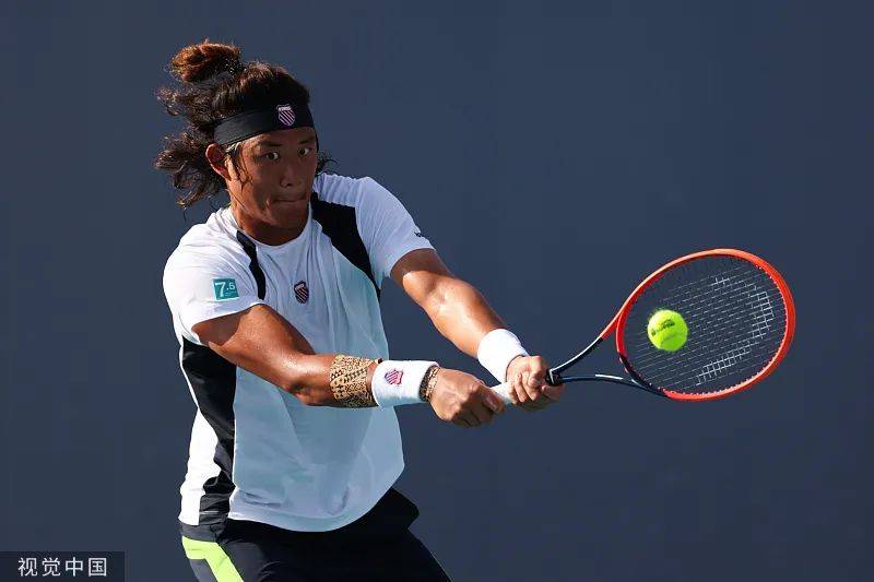 皇冠-巴塞罗那引发争议!,穆古鲁扎官方宣布最后时刻胜出新规全场沸腾不已-皇冠